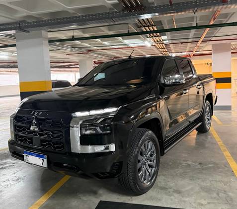 MITSUBISHI TRITON 2.4 BITURBO DIESEL CD HPE 4X4 AUTOMÁTICO